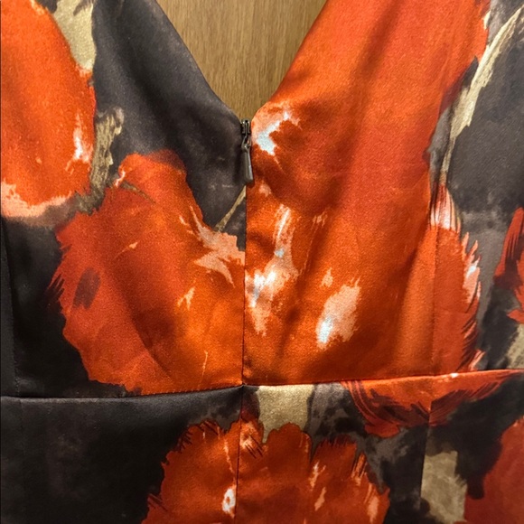 Donna Ricco Elegant Floral Satin Dress - Picture 3 of 5